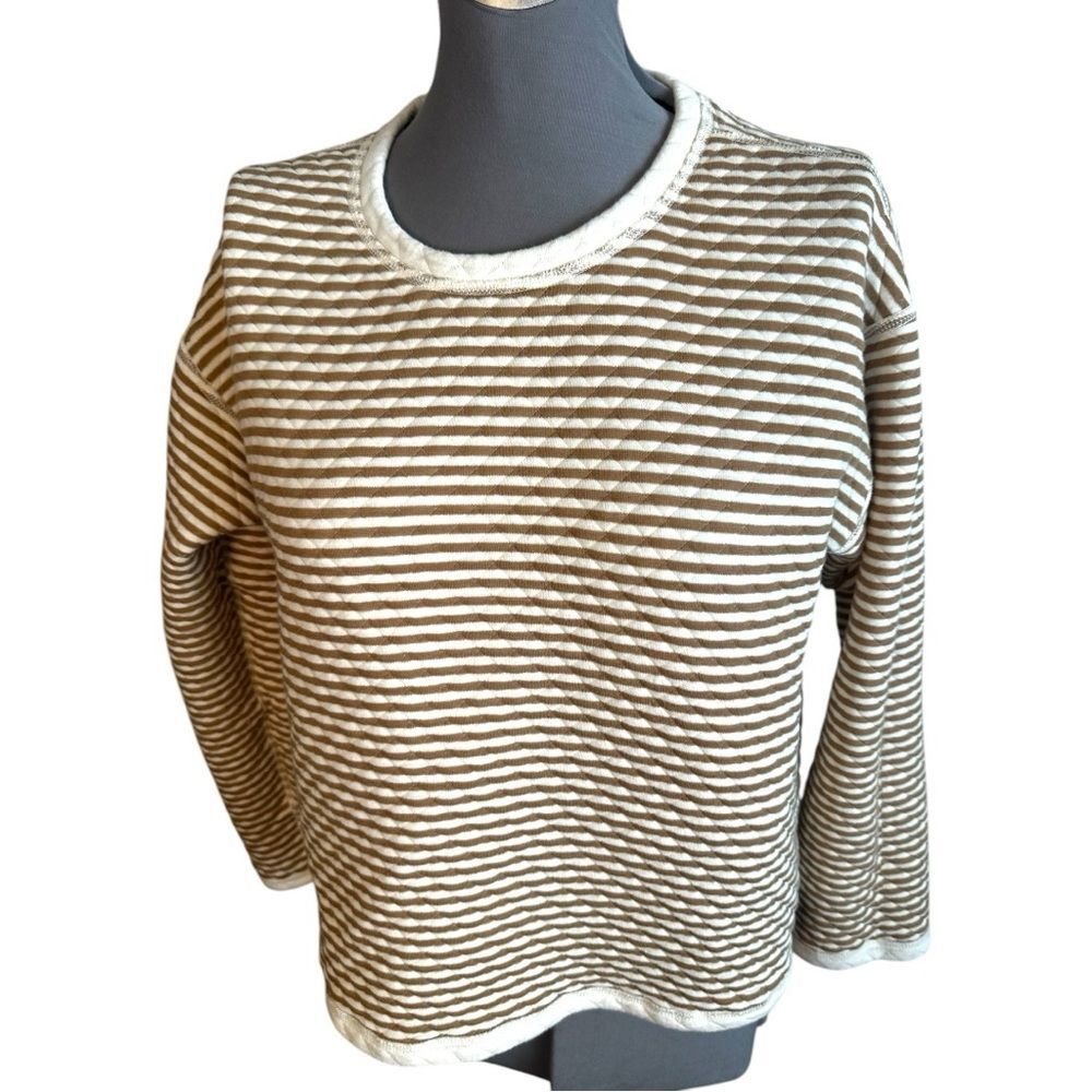 J.Crew Reversible Quilted Sweater cream and tan striped, Size small wardrobe